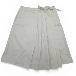 PRADA White A-Line Pleated Wrap Skirt with Snap & Ribbon Size 42 (US 6 or Med)